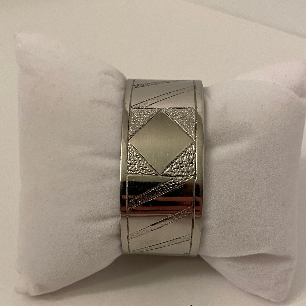 Vintage Silver Tone Cuff Bracelet